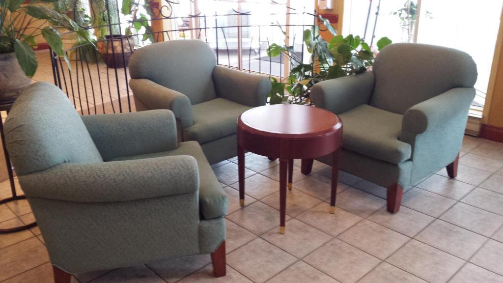 Hotel Travelodge By Wyndham Victoriaville Zewnętrze zdjęcie