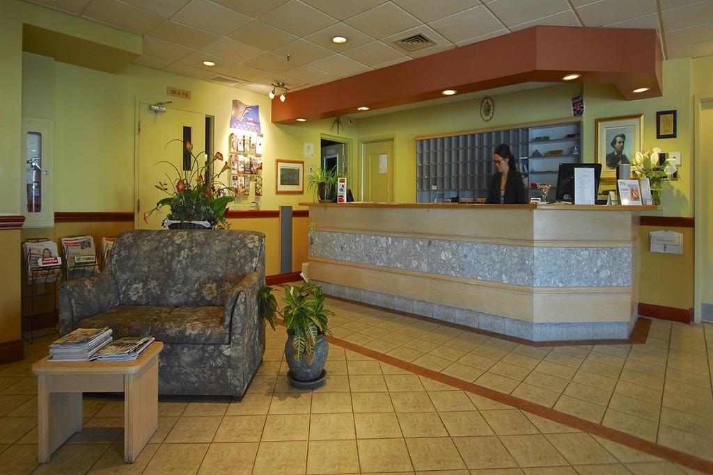 Hotel Travelodge By Wyndham Victoriaville Zewnętrze zdjęcie