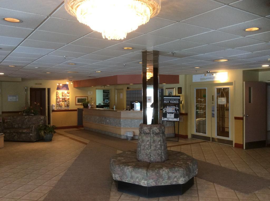 Hotel Travelodge By Wyndham Victoriaville Zewnętrze zdjęcie
