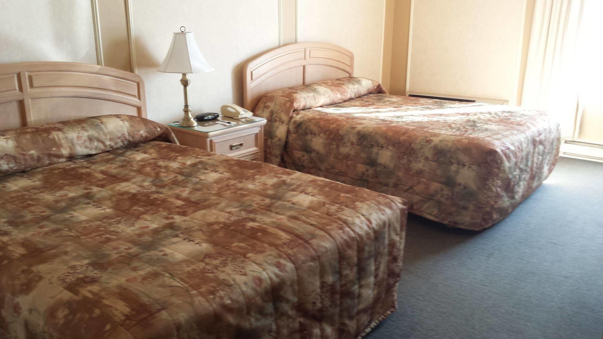 Hotel Travelodge By Wyndham Victoriaville Zewnętrze zdjęcie