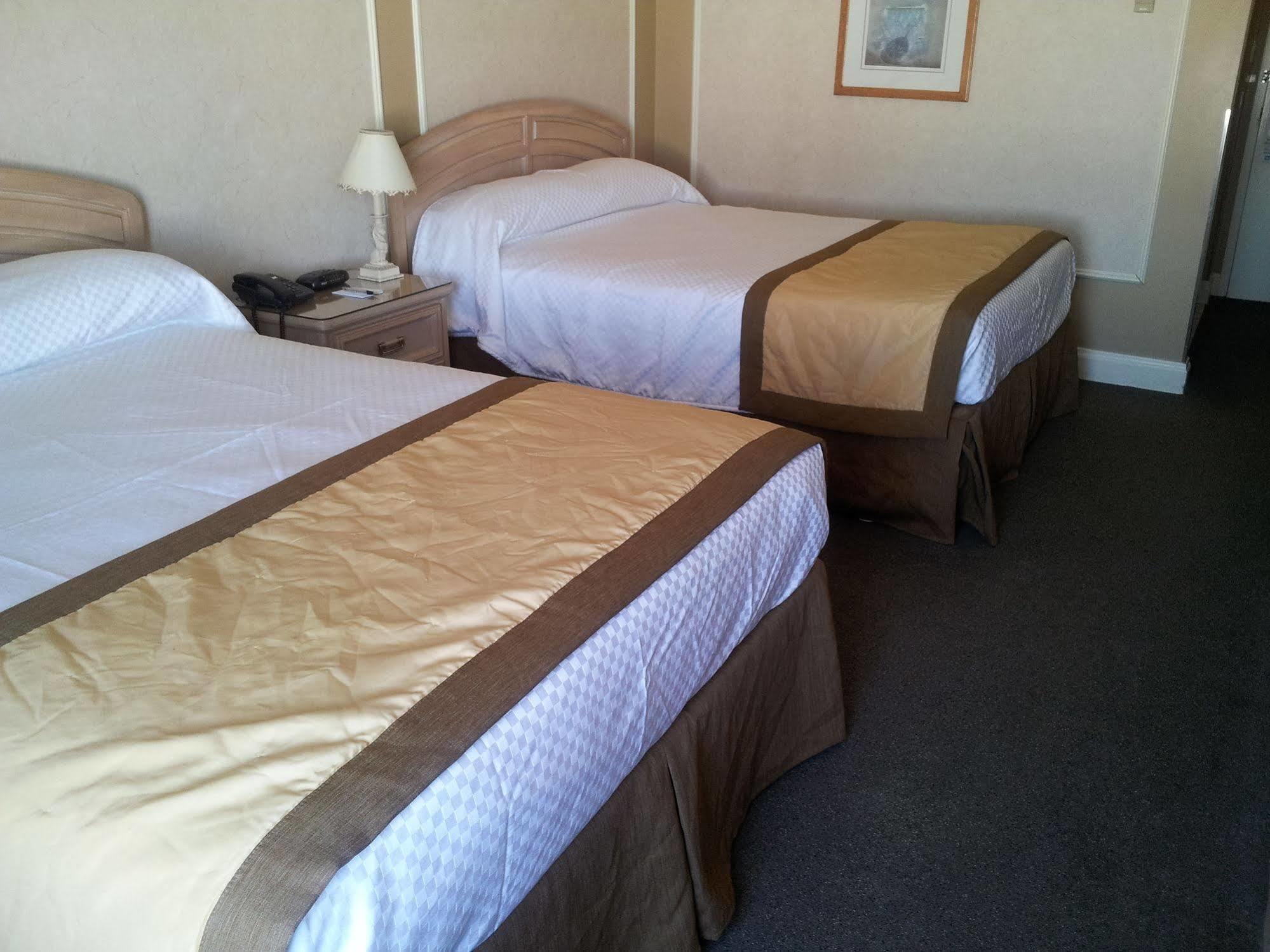 Hotel Travelodge By Wyndham Victoriaville Zewnętrze zdjęcie