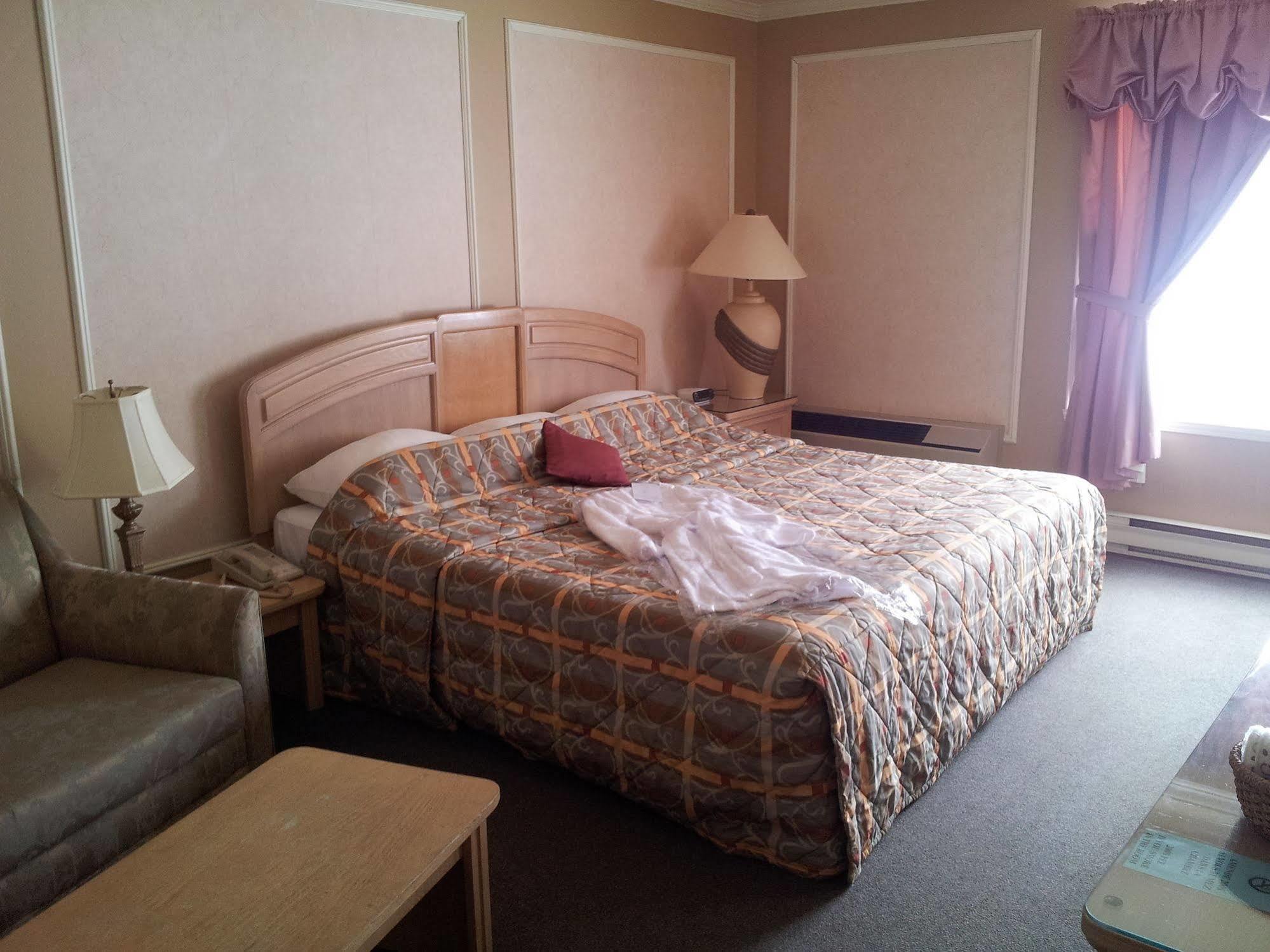 Hotel Travelodge By Wyndham Victoriaville Zewnętrze zdjęcie